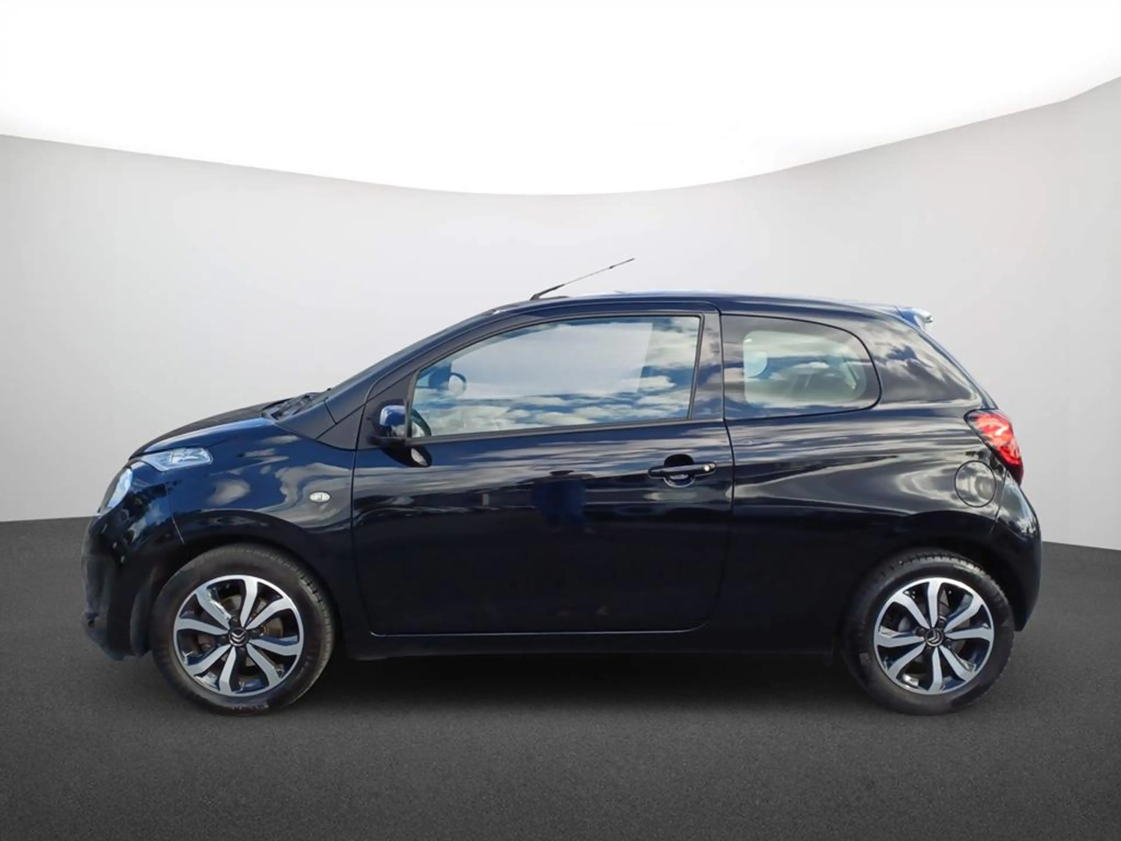 Citroen C1 Shine — photo 4
