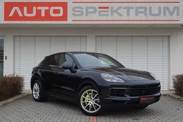 Porsche Cayenne view 7