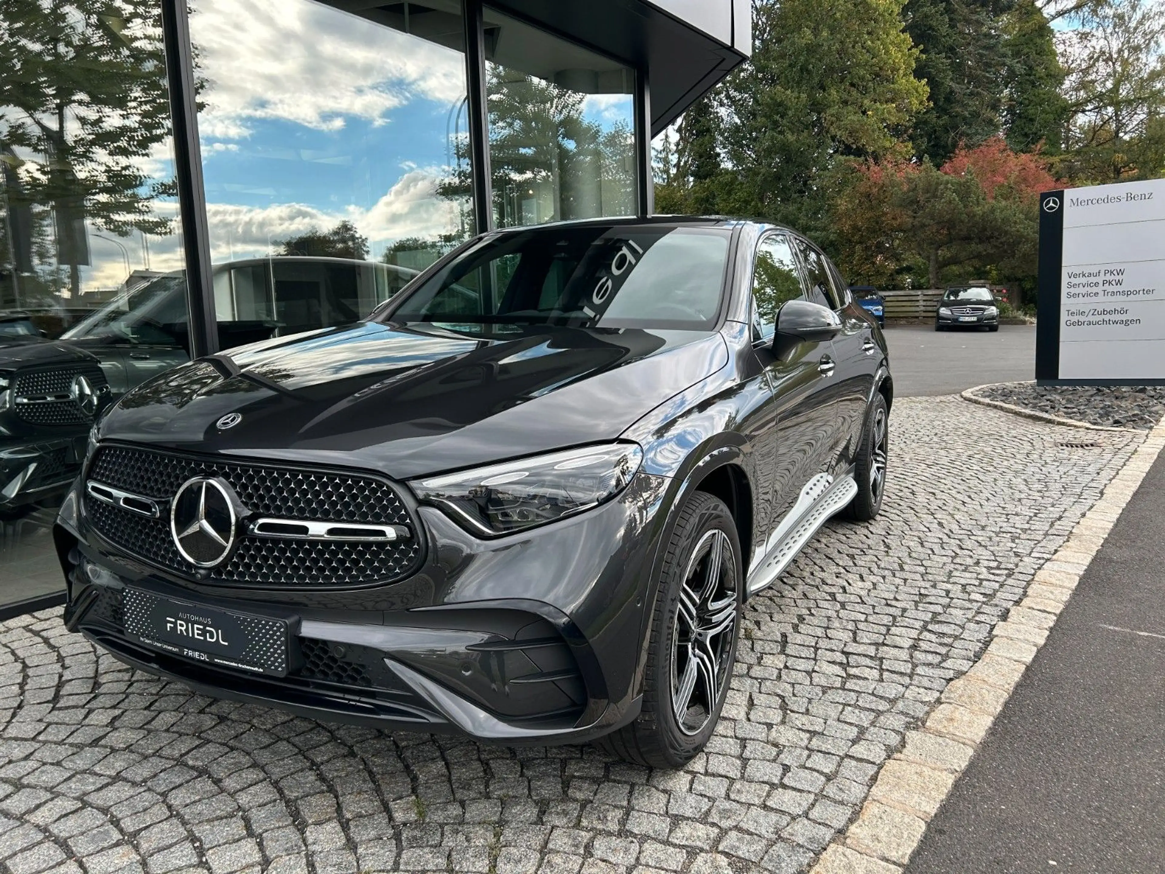 Mercedes-Benz GLC 300 de 4M Coupe,WINTER,360,AMG,DIGITAL — photo 3