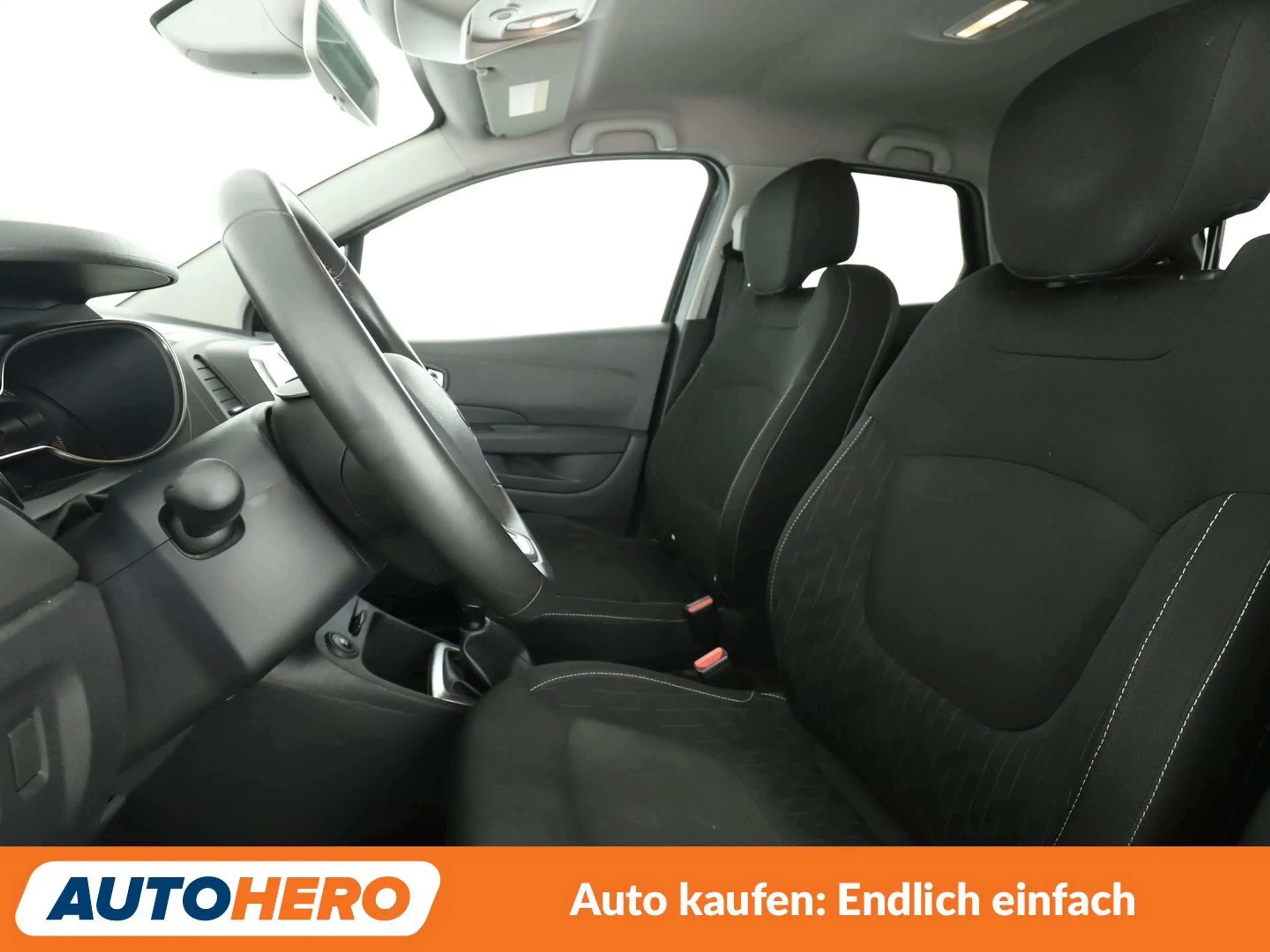 Renault Captur 0.9 Energy Limited *NAVI*TEMPO*PDC*SHZ*KLIMA* — photo 10