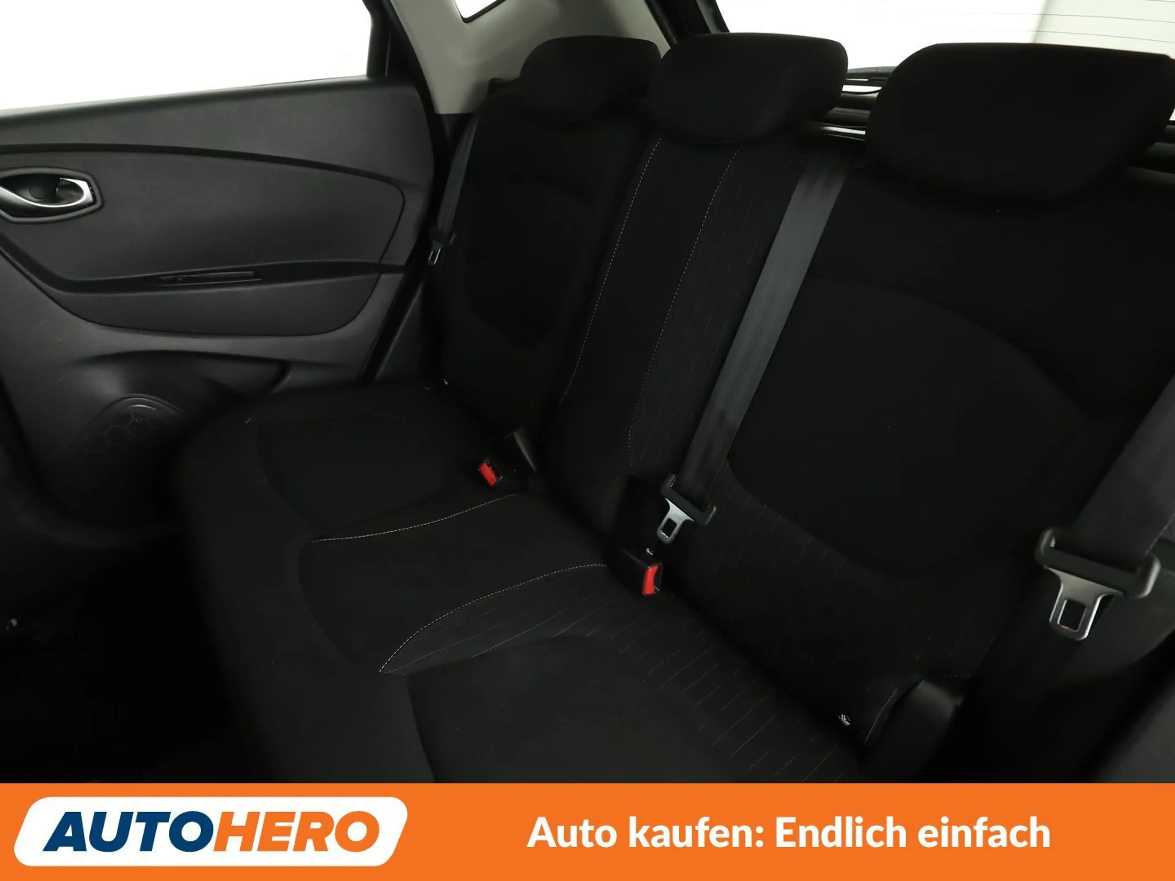 Renault Captur 0.9 Energy Limited *NAVI*TEMPO*PDC*SHZ*KLIMA* — photo 14