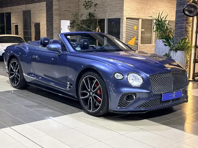 Bentley Continental GT V8 Convertible Mulliner Specific