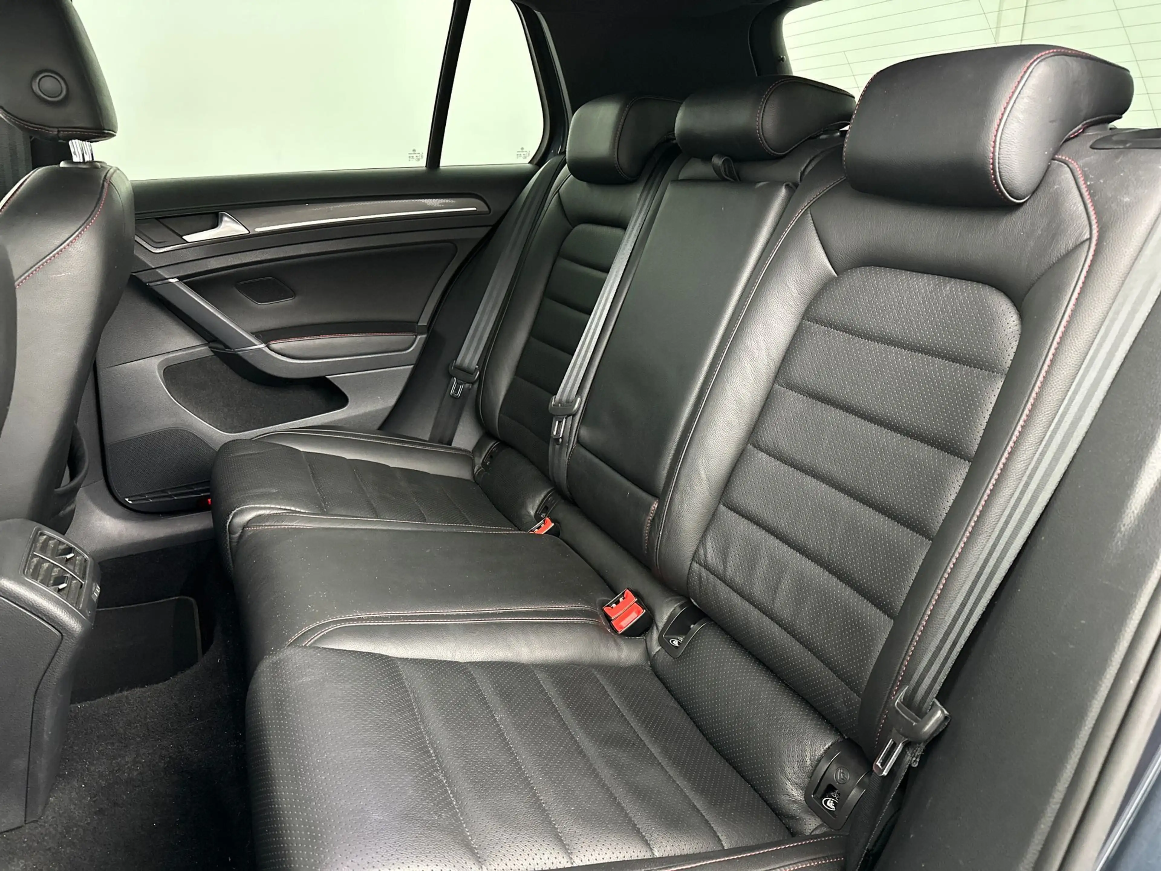 Volkswagen Golf GTI 2.0 TSI Performance - LEER - DYNAUDIO - VIRTUAL COCKPIT - MAXTON - DEALER OND — photo 12