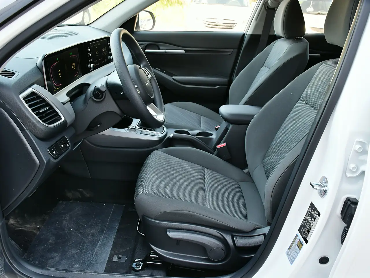 Kia Seltos снимка Kia Seltos