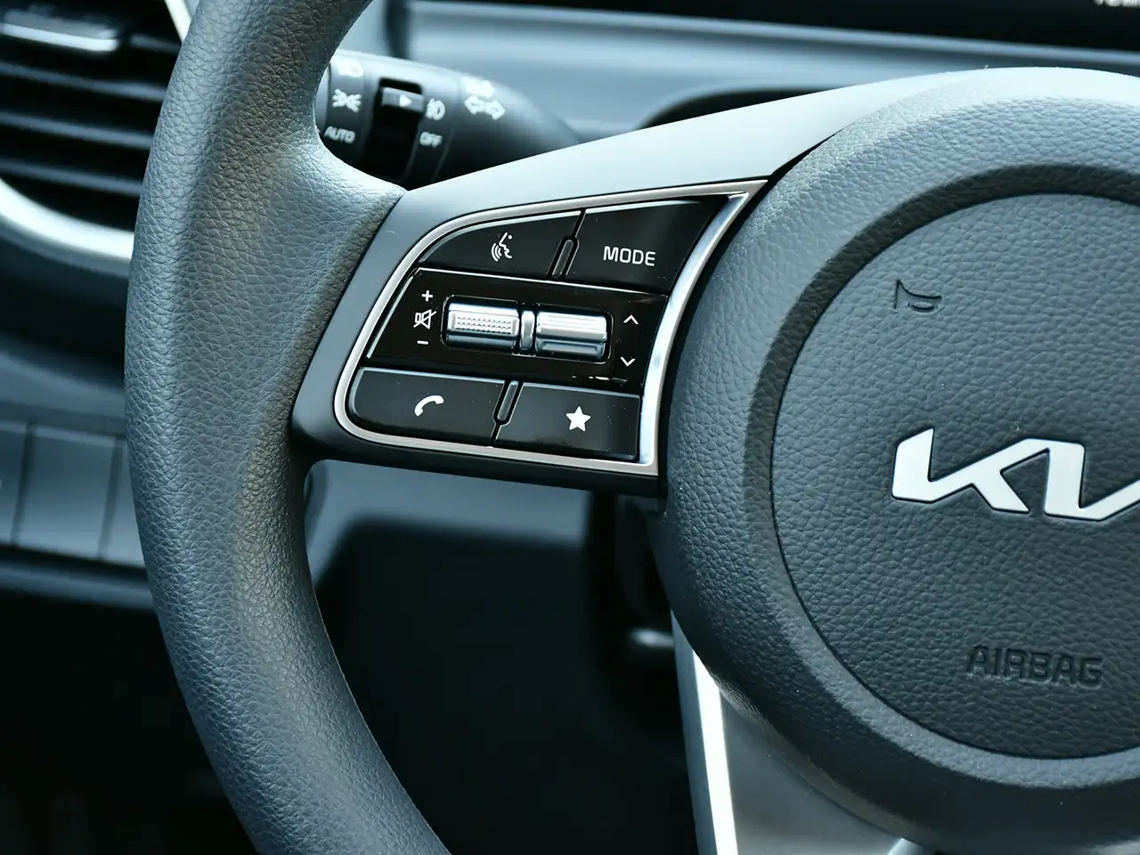 Kia Seltos снимка Kia Seltos