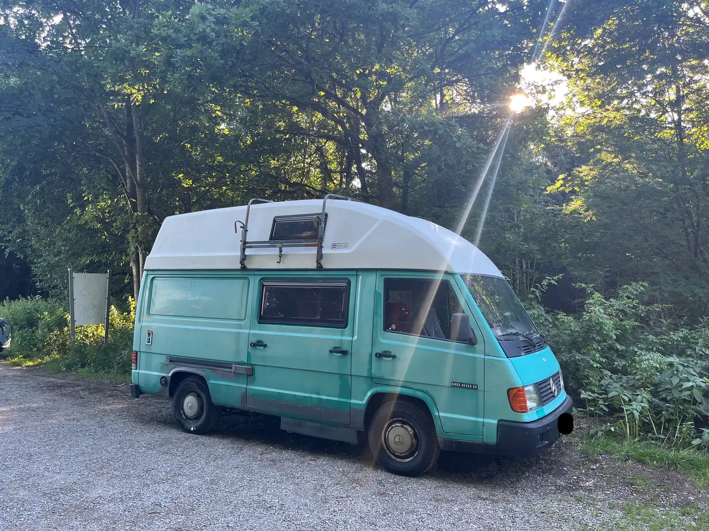 Mercedes-Benz MB 100 MB 100 D 631.332 Grün - 2