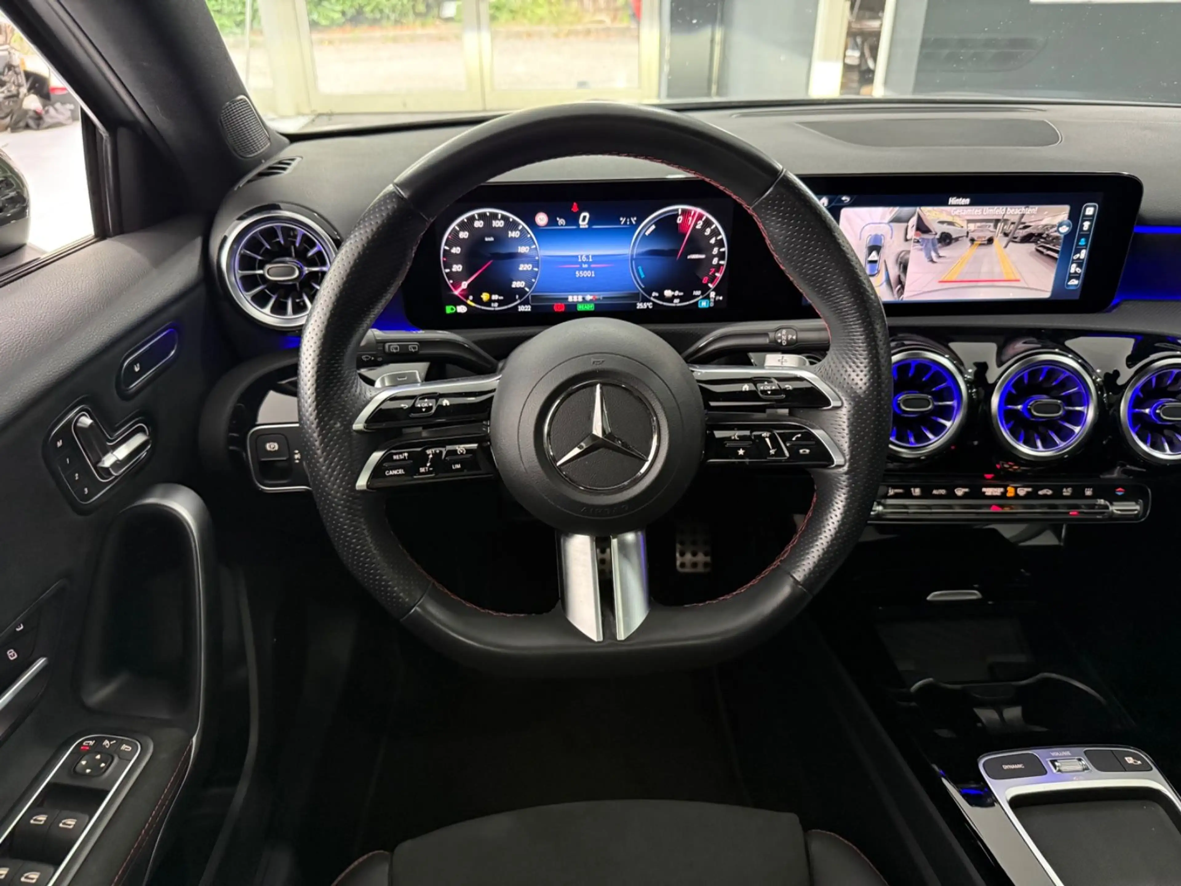 Mercedes-Benz A 250 e*AMG*PANO*MEMORY*HEADUP*360*MBEAM*KEYLESS* — photo 5