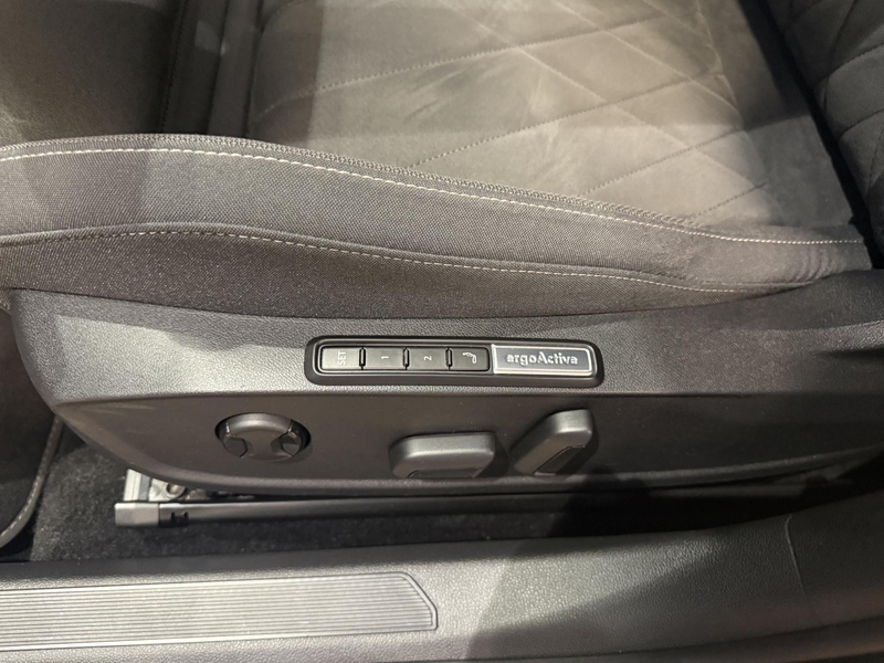 Volkswagen Golf 1.4 eHybrid Style PHEV|CRUISE ADAPTIEF|CARPLAY|STO — photo 11