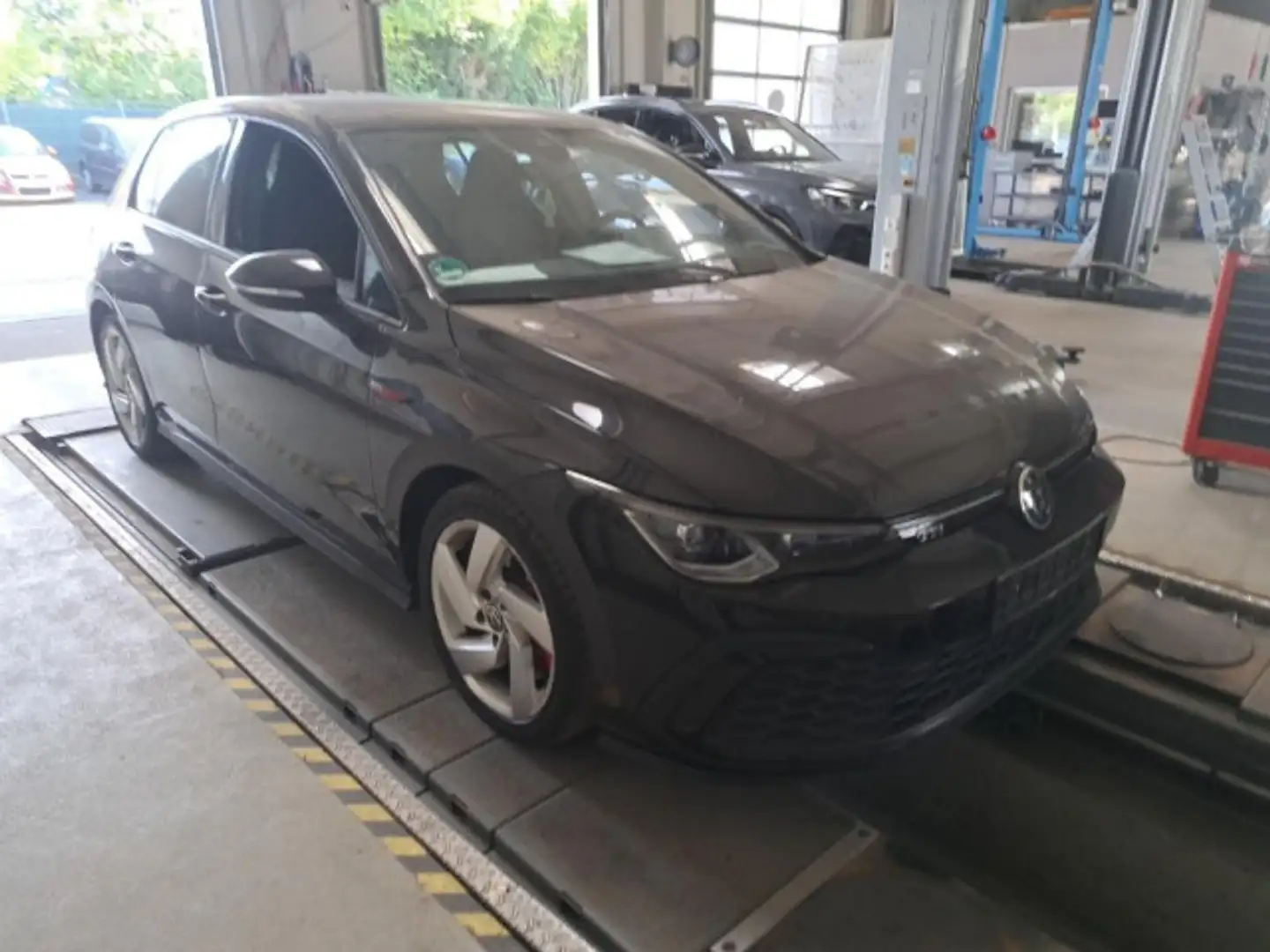 Volkswagen Golf GTI 2.0 TSI DSG MATRIX-LED NAVI SHZ ACC Schwarz - 2