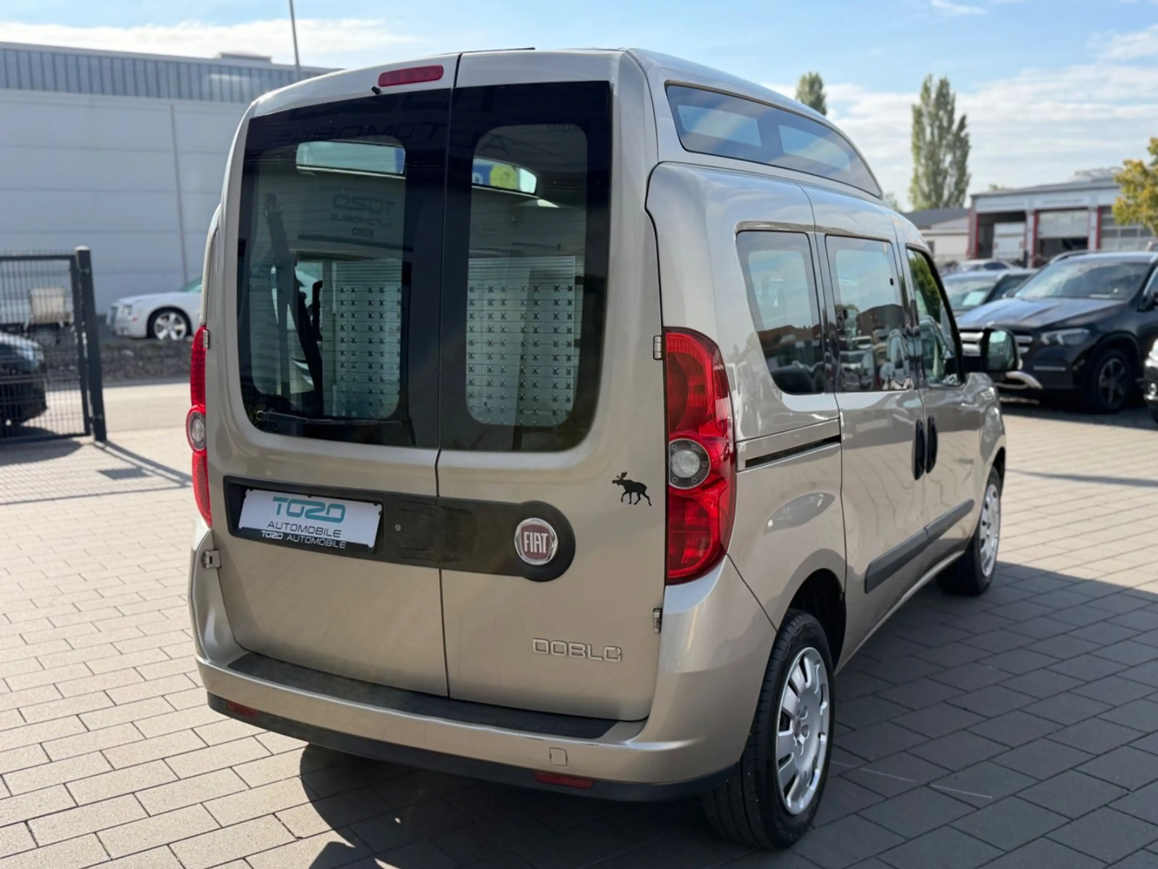 Fiat Doblo Dynamic*HOCHDACH*ROLLSTUHL*1.HAND*KLIMA* — photo 8