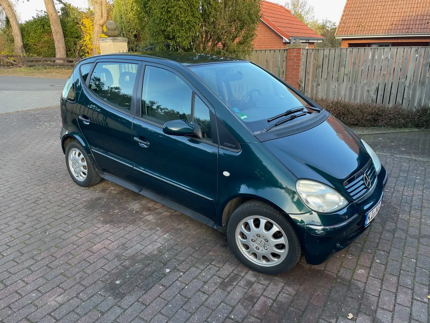 Mercedes-Benz A 140 A 140 Elegance Automatik Grün - 2