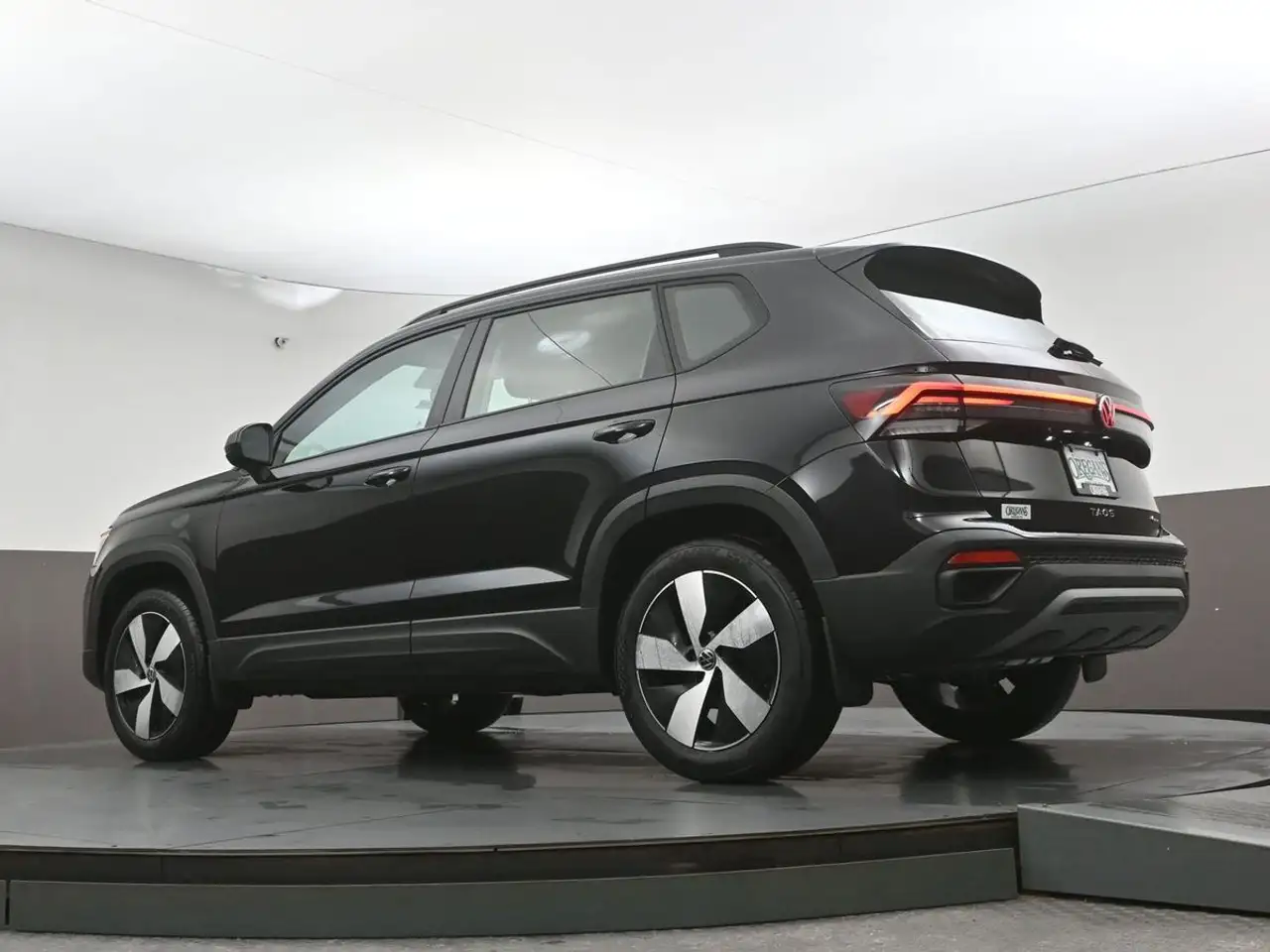 Volkswagen Taos снимка Volkswagen Taos