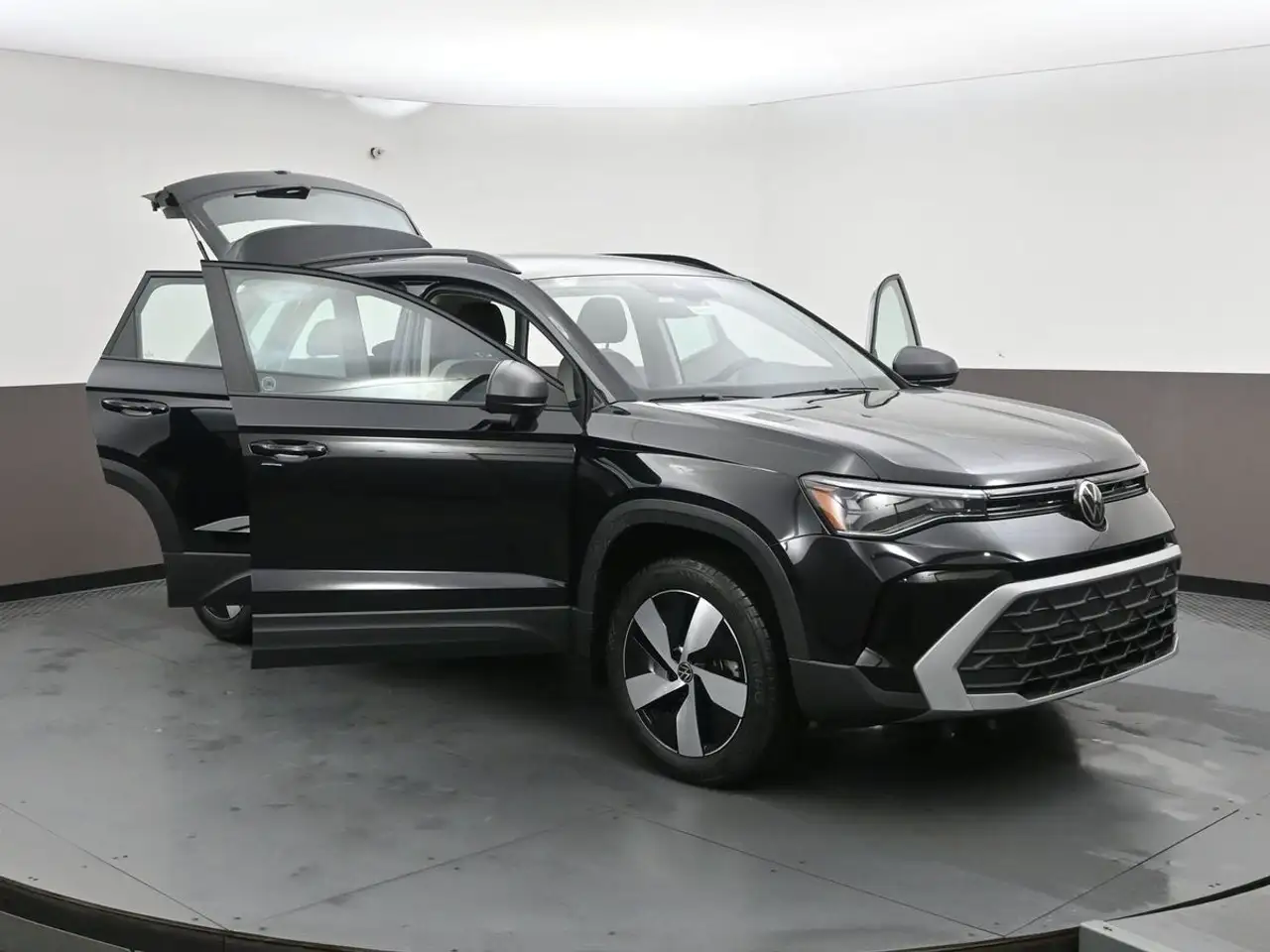 Volkswagen Taos снимка Volkswagen Taos