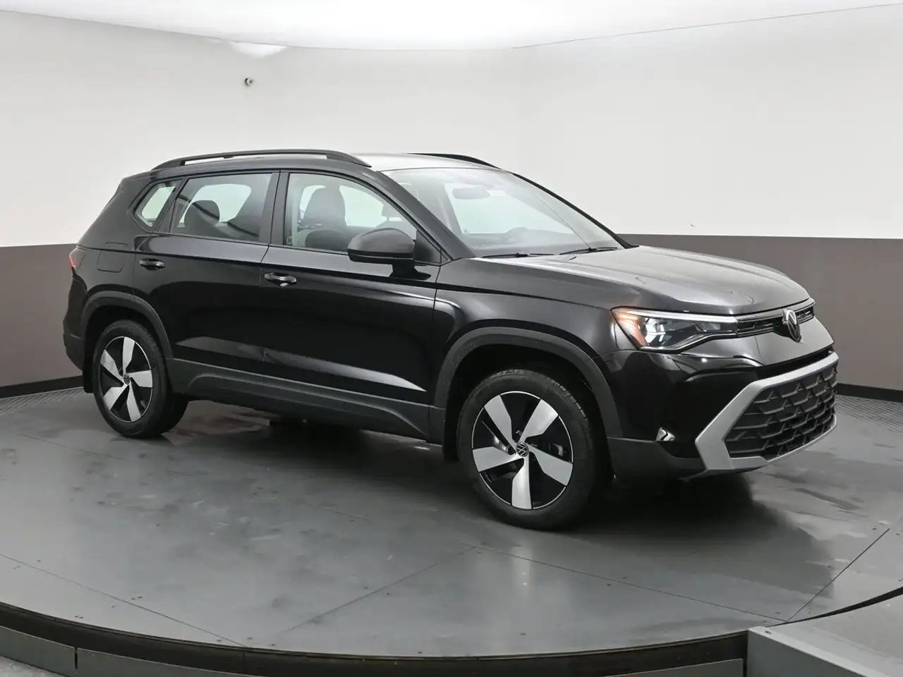 Volkswagen Taos снимка Volkswagen Taos