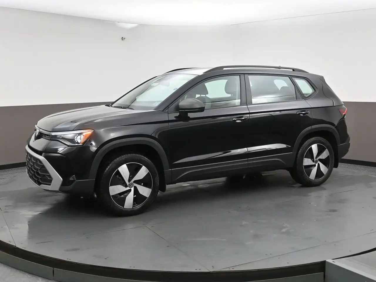 Volkswagen Taos снимка Volkswagen Taos