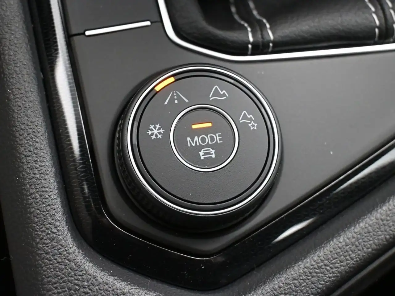 Volkswagen Taos снимка Volkswagen Taos
