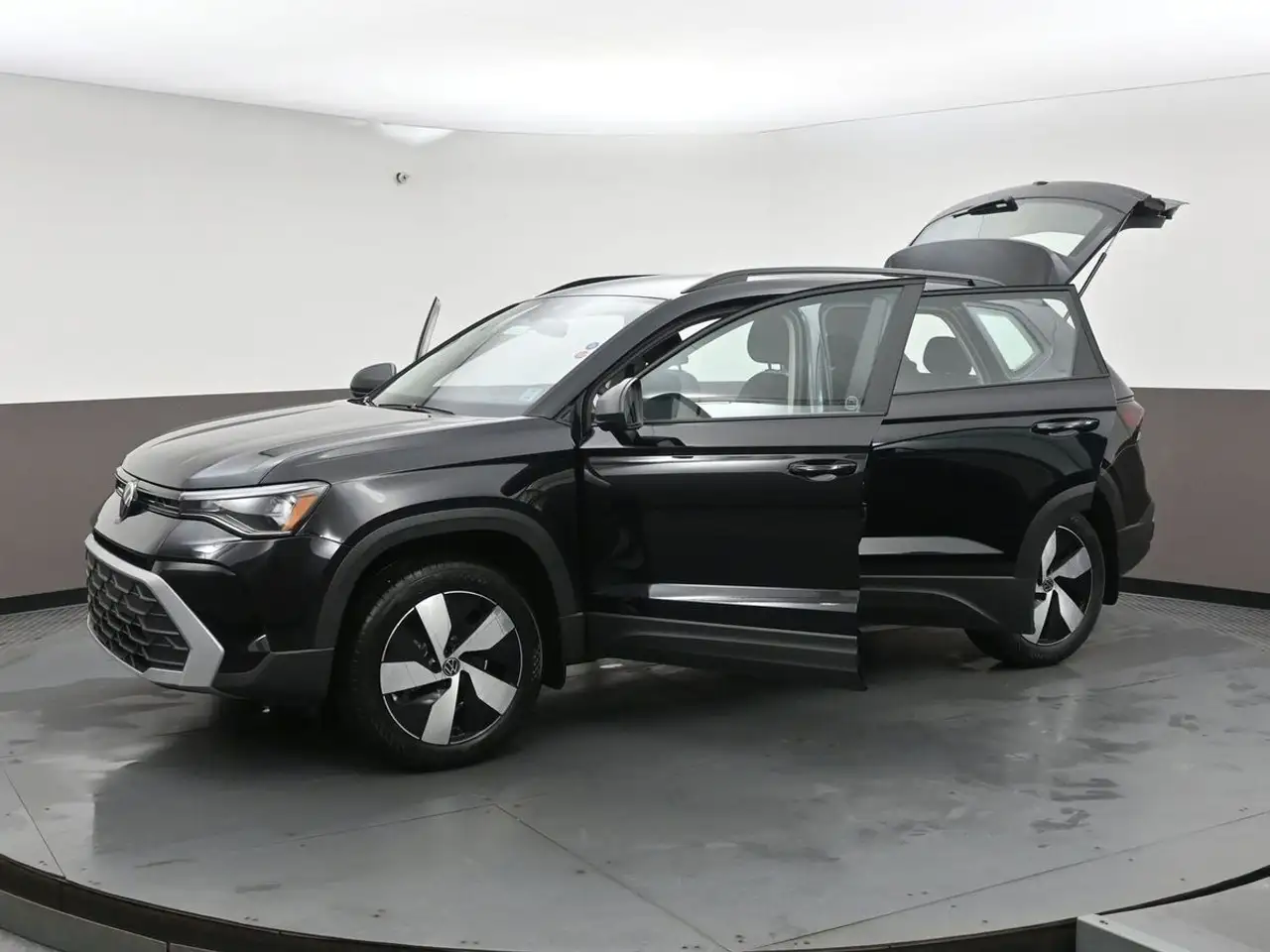 Volkswagen Taos снимка Volkswagen Taos