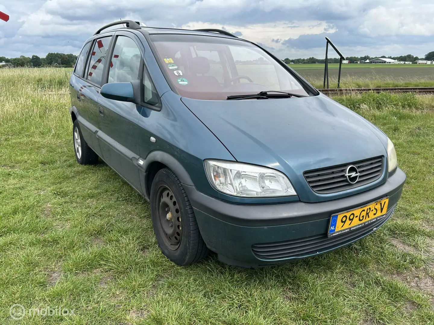 Opel Zafira 1.6-16V Comfort 7-Persoons INRUILKOOPJE APK 2026 Blau - 2