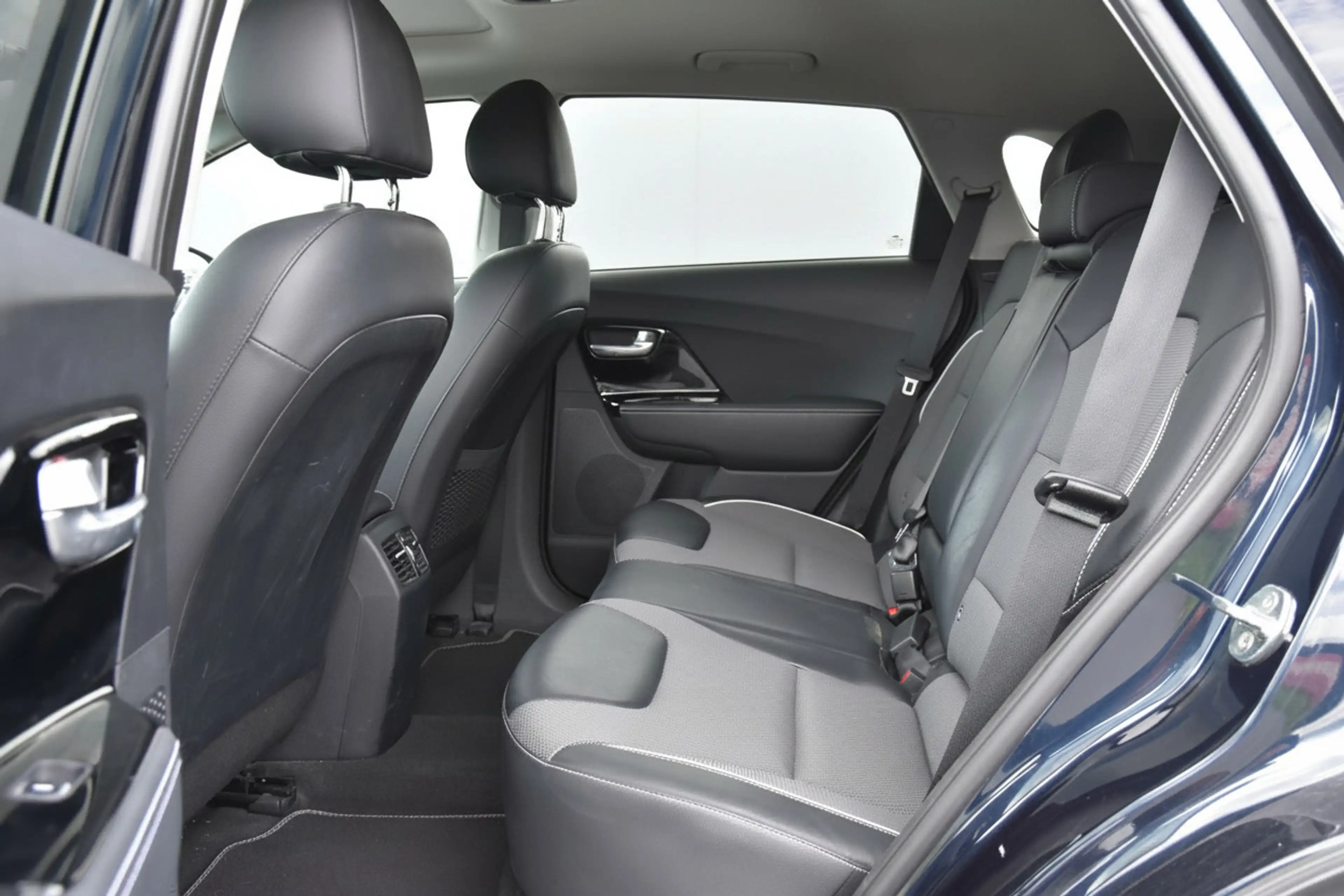 Kia e-Niro DynamicPlusLine 39 kWh | SOH 100% — photo 10