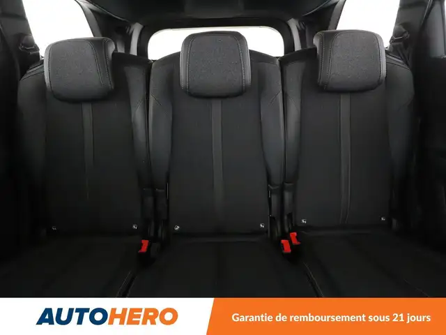Peugeot 5008 view 15