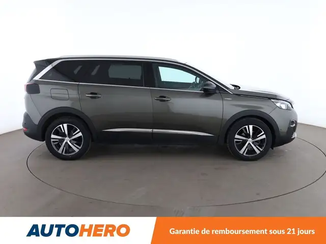 Peugeot 5008 view 7