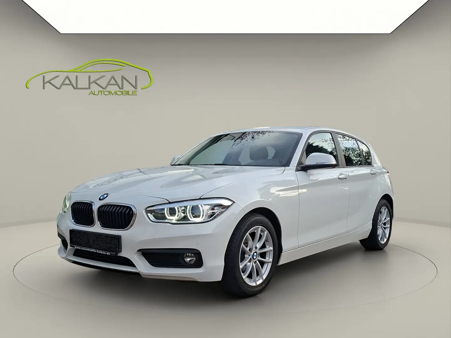 BMW 118 118i Advantage Automatik 2.HAND/NAVI/SHZ/LED Weiß - 1