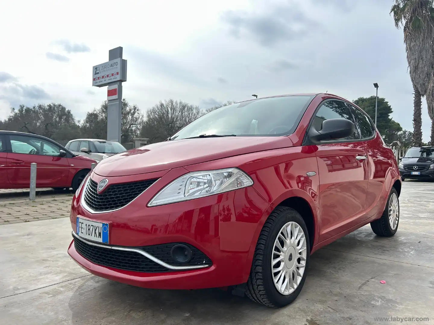 Lancia Ypsilon 1.2 69 CV 5p. Gold +58.000KM+ Rosso - 1