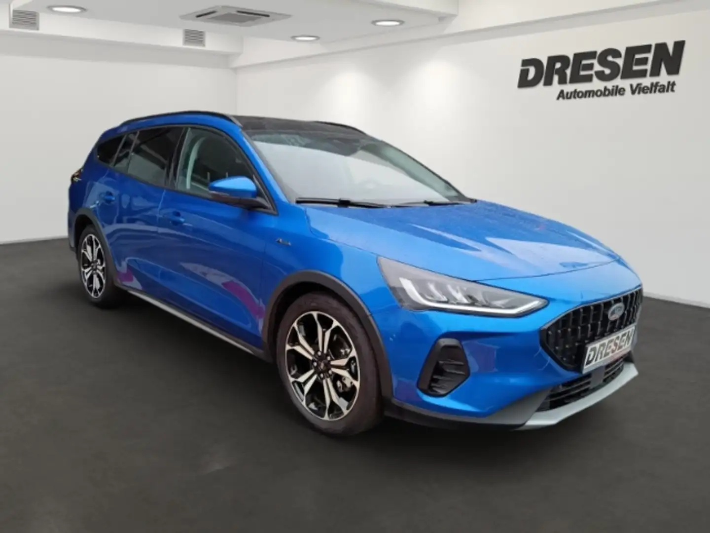 Ford Focus Turnier 1.5 EcoBlue Active X + el. Panoramadach + Blauw - 2