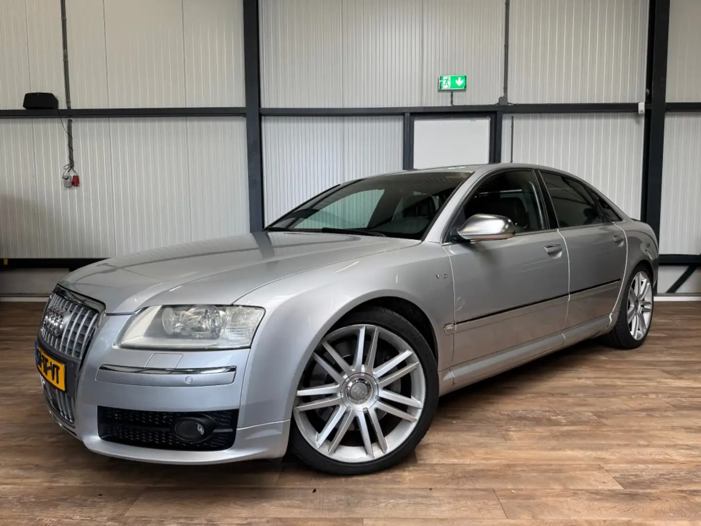 Audi S8 5.2 V10 / ADD CRUISE / NAVI / ORIGINEEL NED. AUTO! Gris - 1