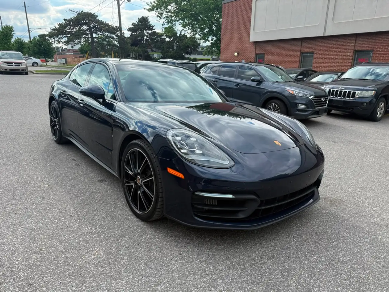 Porsche Panamera снимка Porsche Panamera