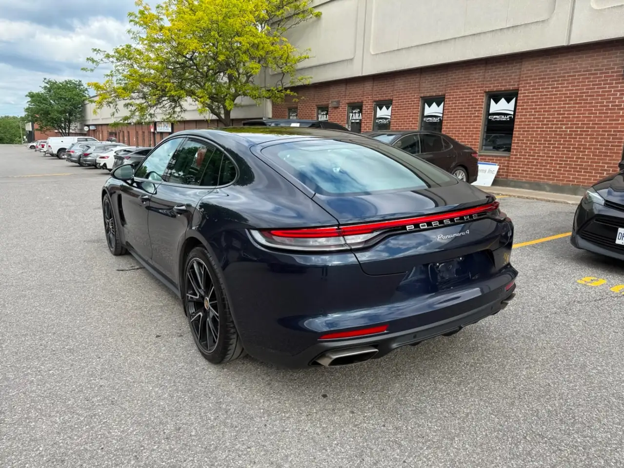 Porsche Panamera снимка Porsche Panamera