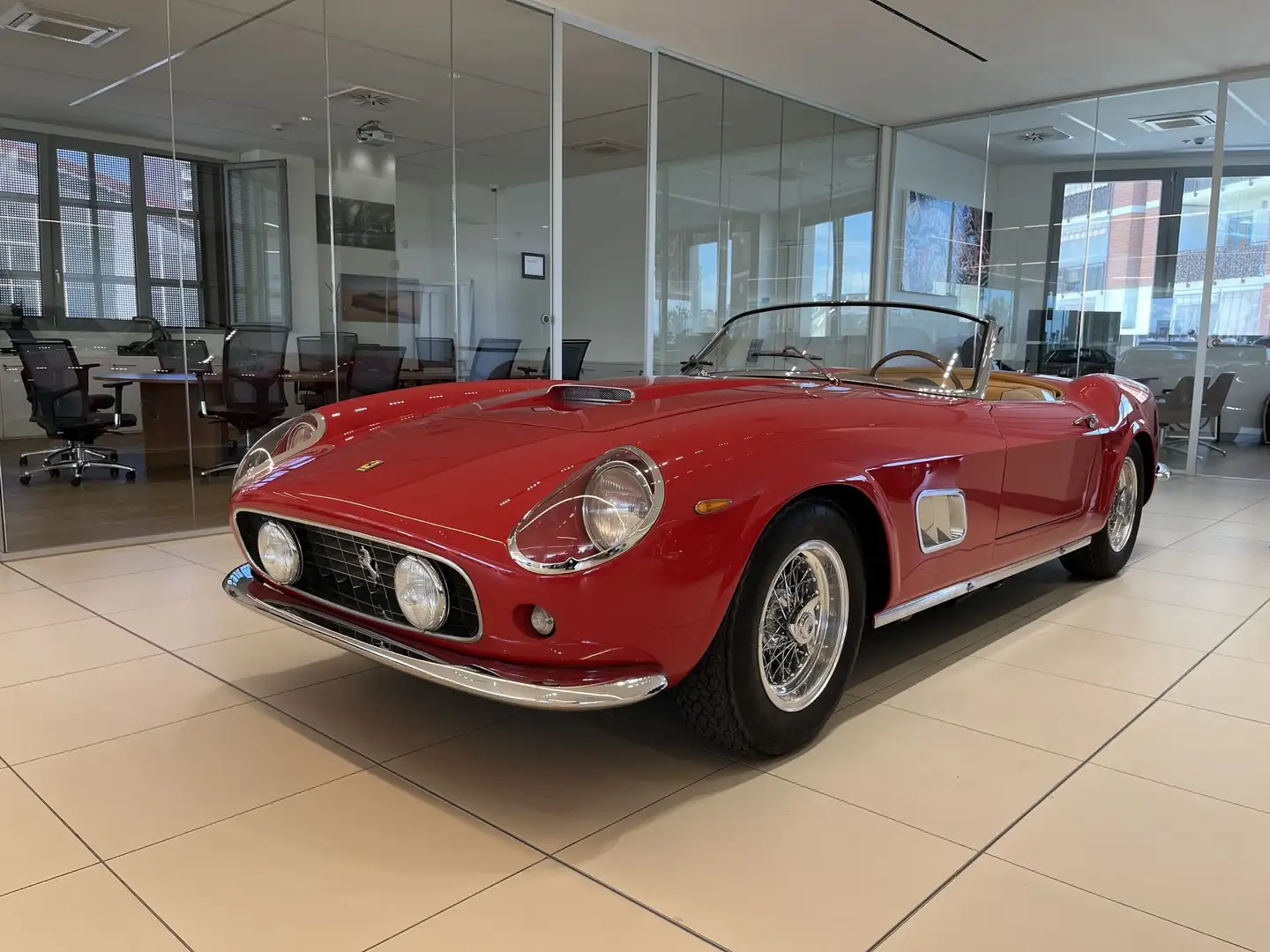 Ferrari 250 250 LWB CALIFORNIA REALIZZATA SU FERRARI 250 GT P Rood - 1