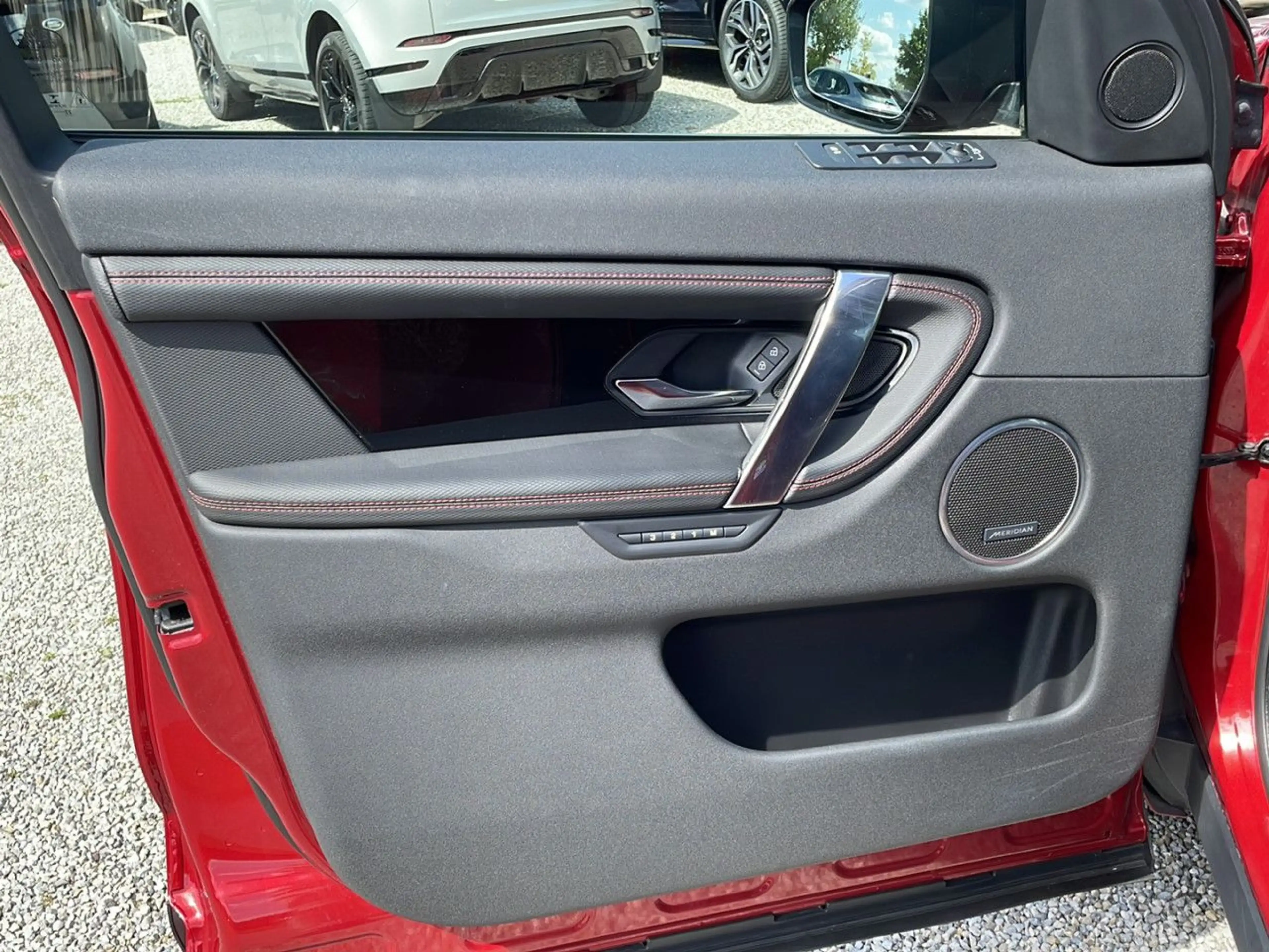 Land Rover Discovery Sport P250 R-Dynamic SE STANDHZG — photo 8
