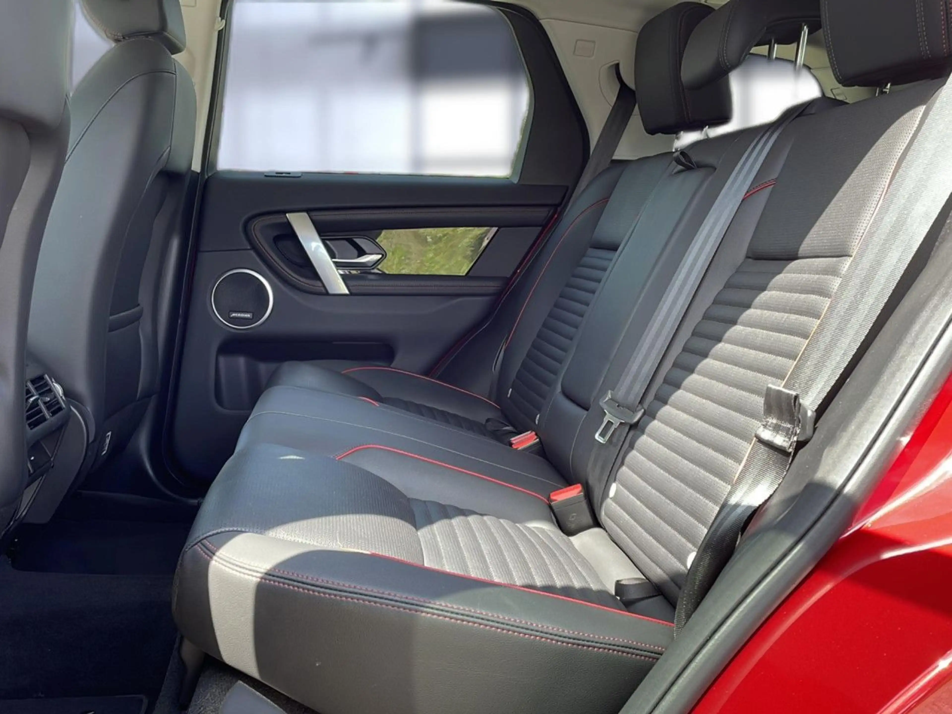 Land Rover Discovery Sport P250 R-Dynamic SE STANDHZG — photo 15