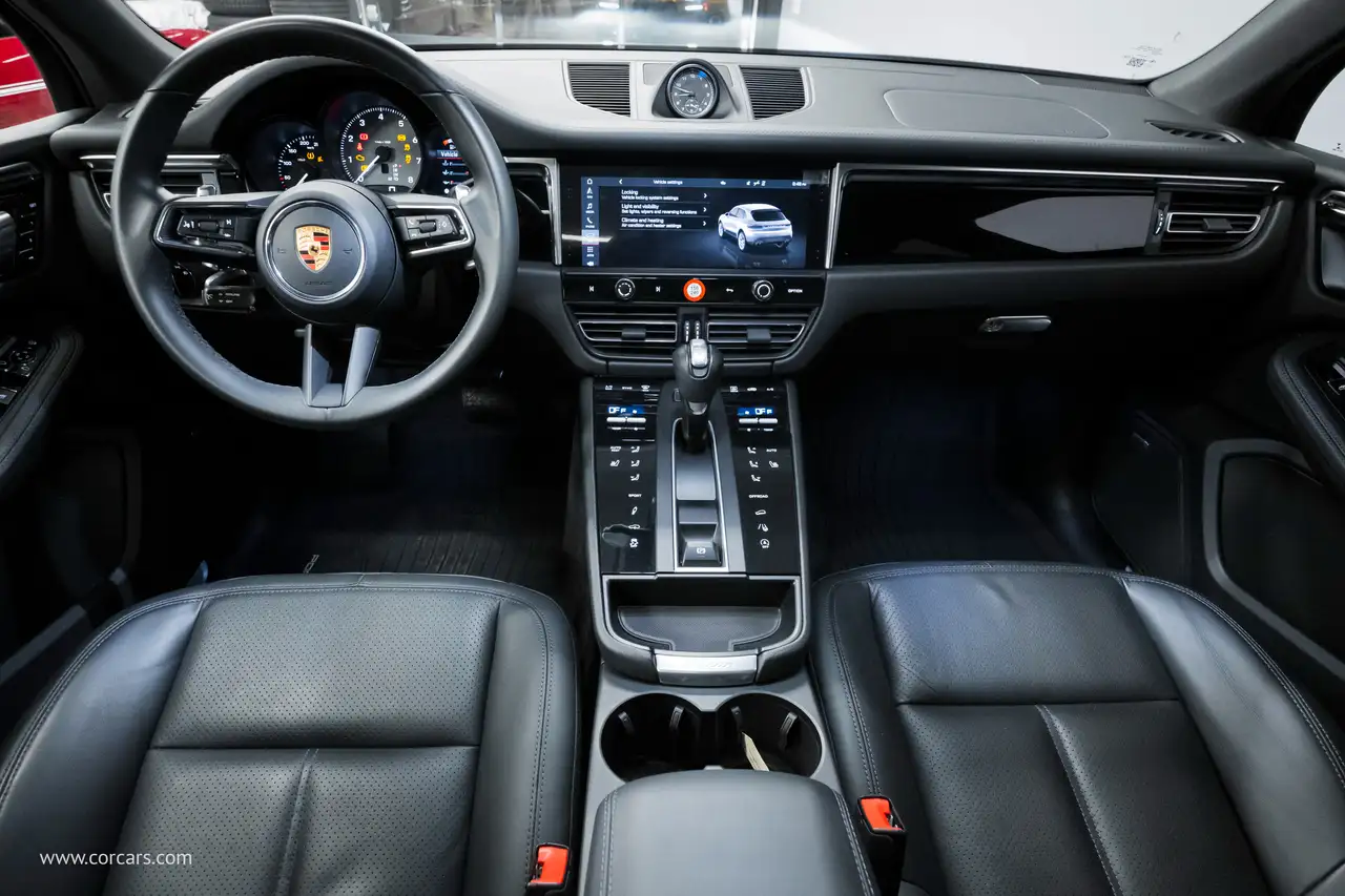 Porsche Macan снимка Porsche Macan