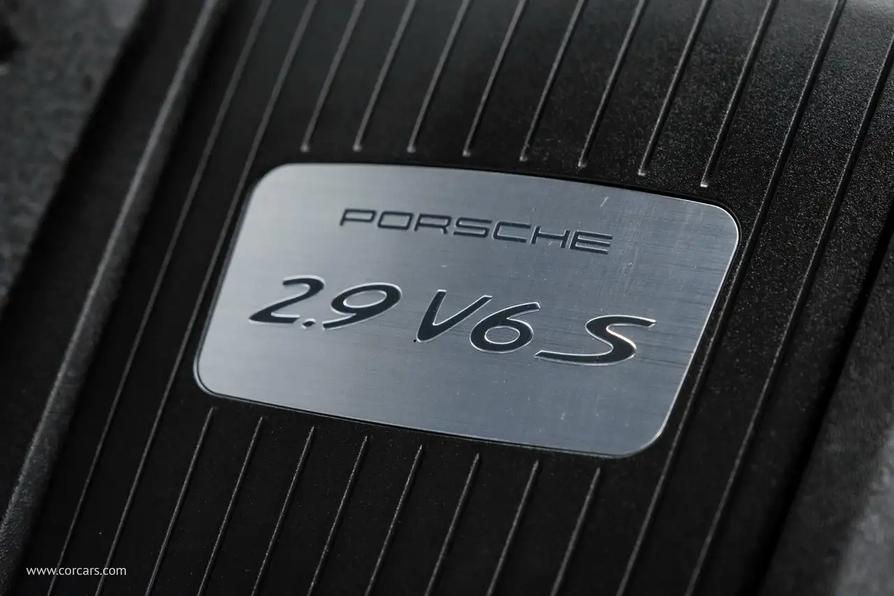 Porsche Macan снимка Porsche Macan