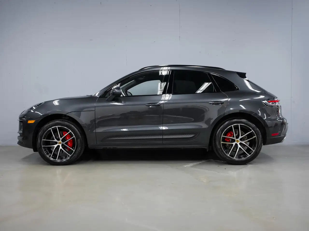 2022 Porsche Macan
