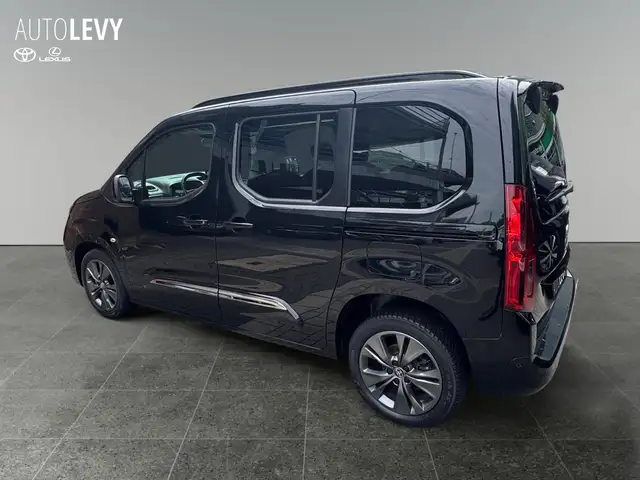 Toyota Proace City view 4