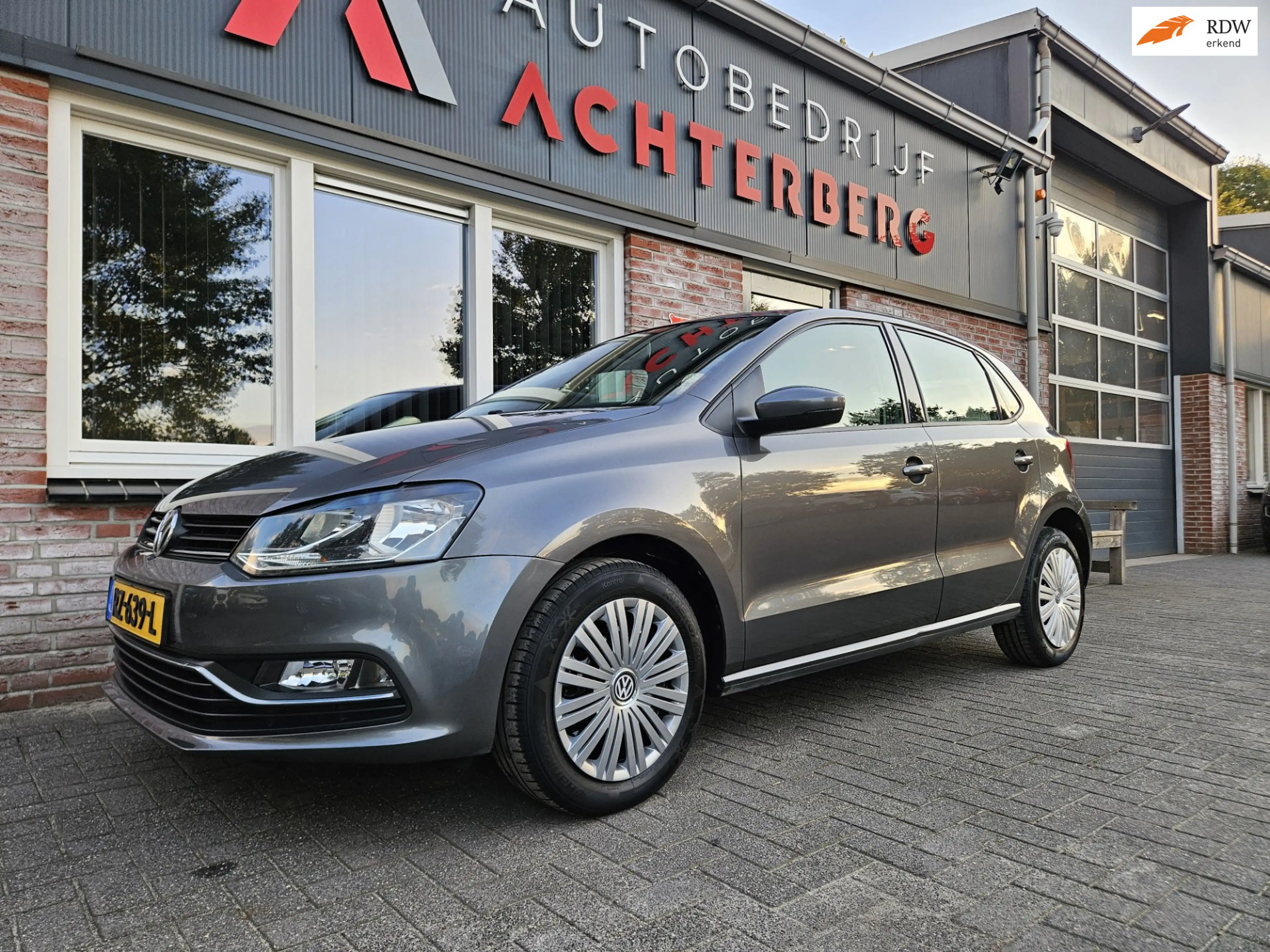 Volkswagen Polo 1.0 Comfortline Airco! 5-Deurs! Leuke/Nette Auto!