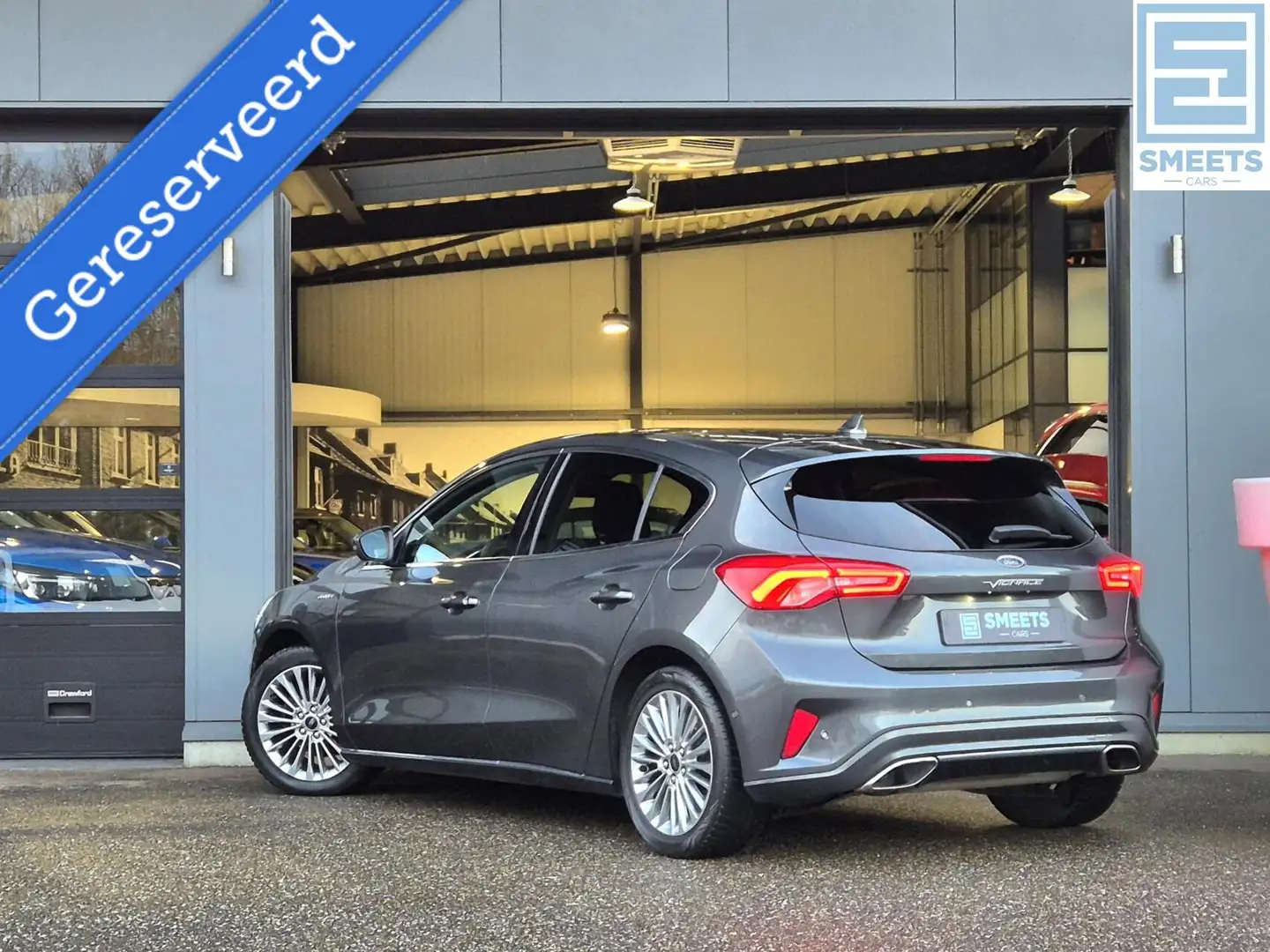 Ford Focus 1.5 EcoBoost Vignale 150PK |Leer|HUD|Navi||Climate Gris - 2