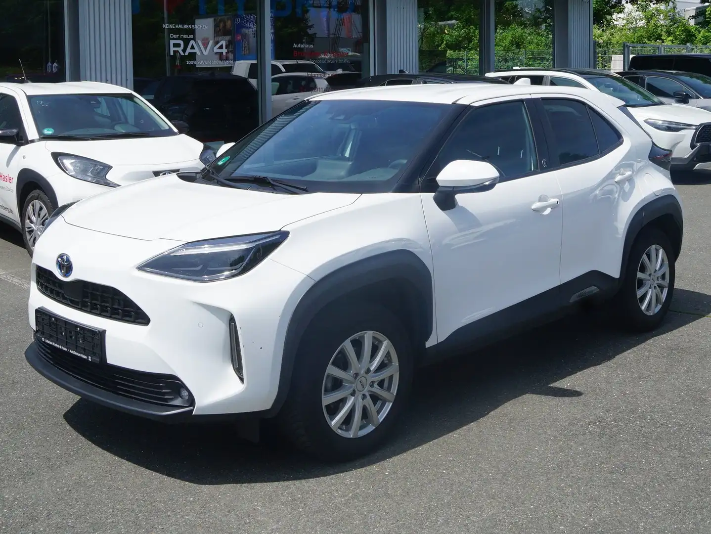 Toyota Yaris Cross TeamD Safety, Winter, Cargo, Smart Paket Weiß - 1