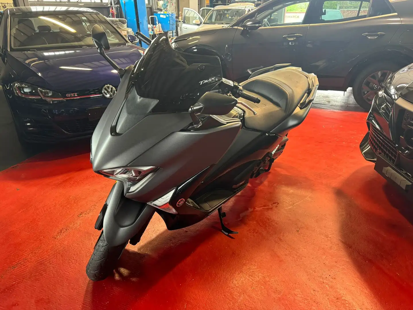 Yamaha TMAX SX 530 SX Grigio - 2