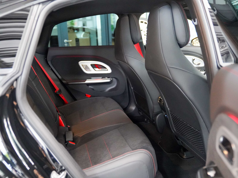 Mercedes-Benz CLA 250 CLA 250 Burmester Pano HeadUp Massage AMG Line — photo 15