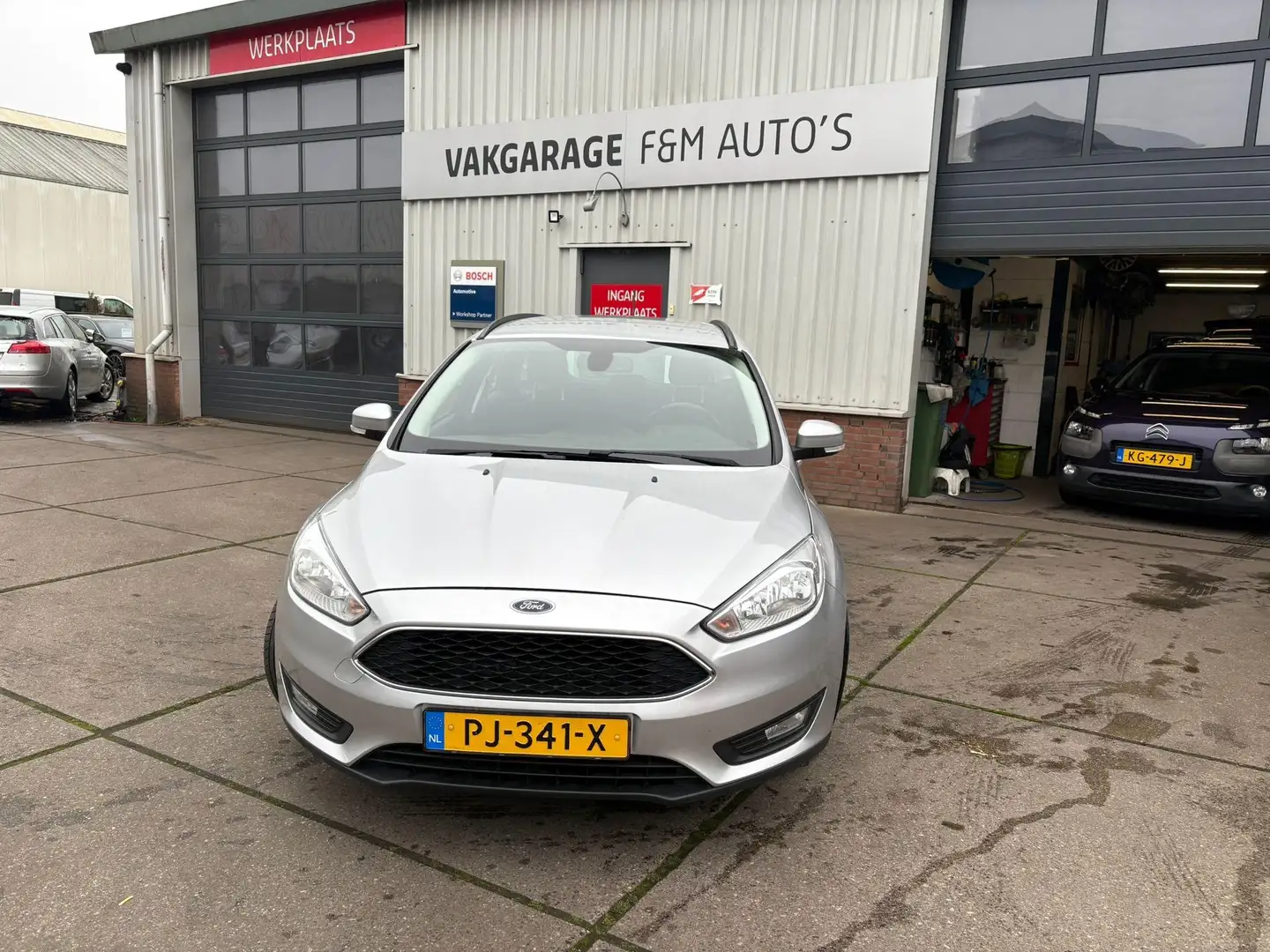 Ford Focus Wagon 1.0 Lease Edition Grey - 2