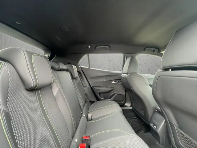 Peugeot 2008 view 14
