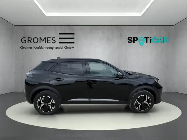 Peugeot 2008 view 2