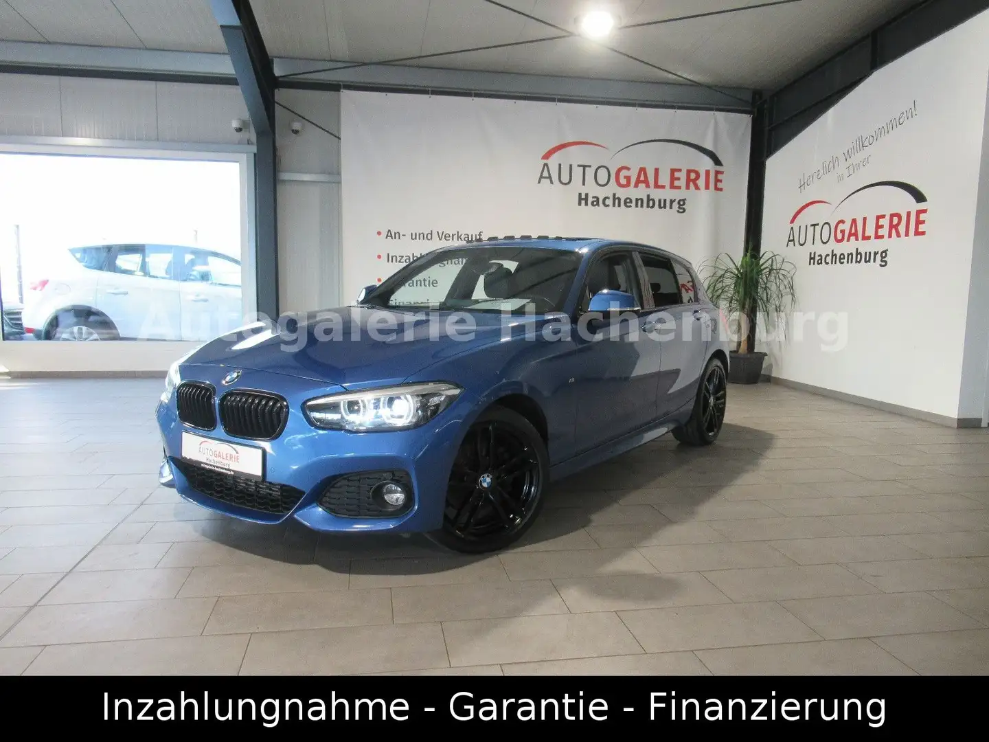BMW 120 d xDrive Edition M Sport Aut./TOP Ausstatt. Azul - 1