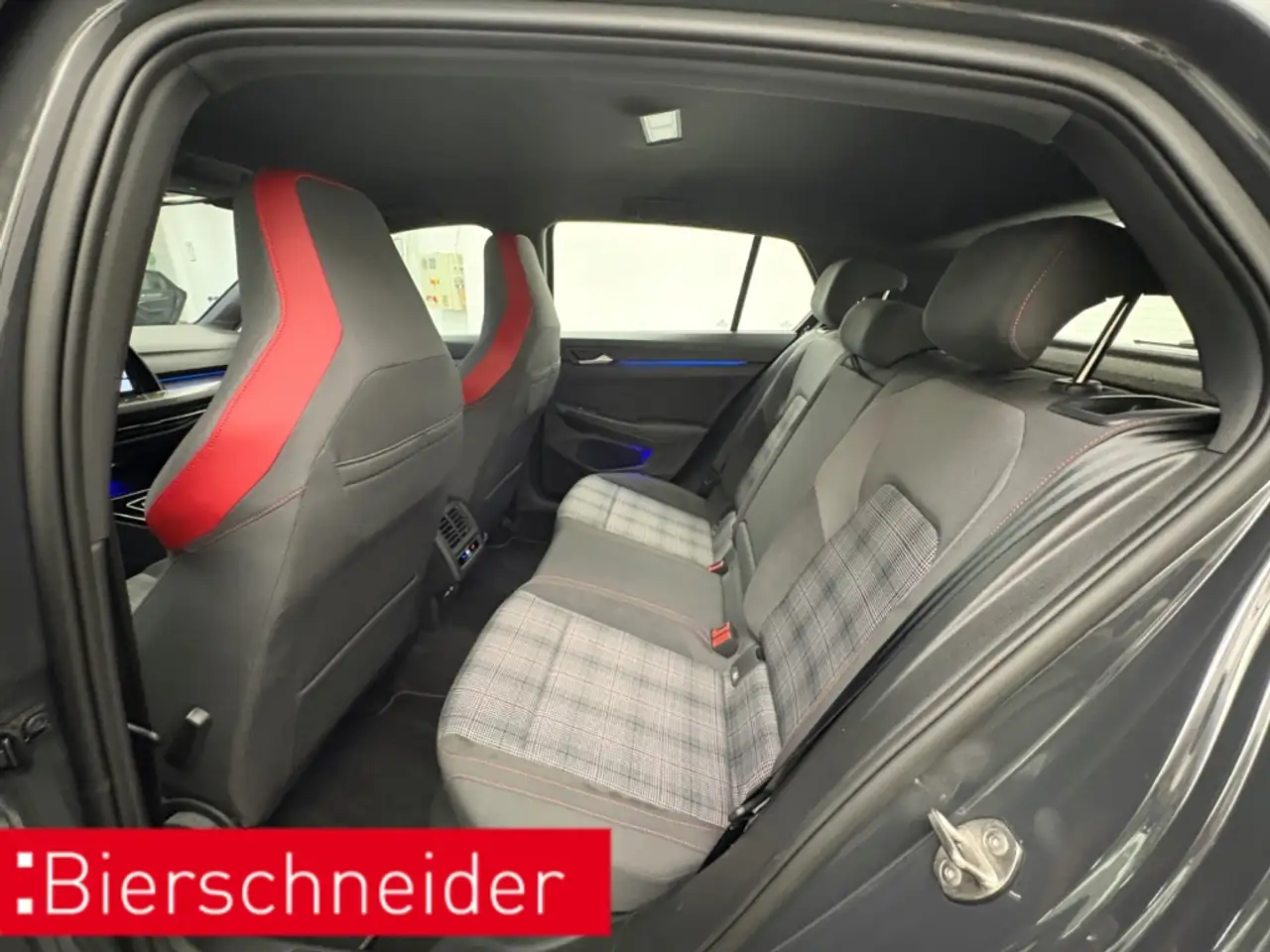 Volkswagen Golf GTI 2.0 TSI DSG DIGITAL COCKPIT PRO LED NAVI 17 ACC DA 9