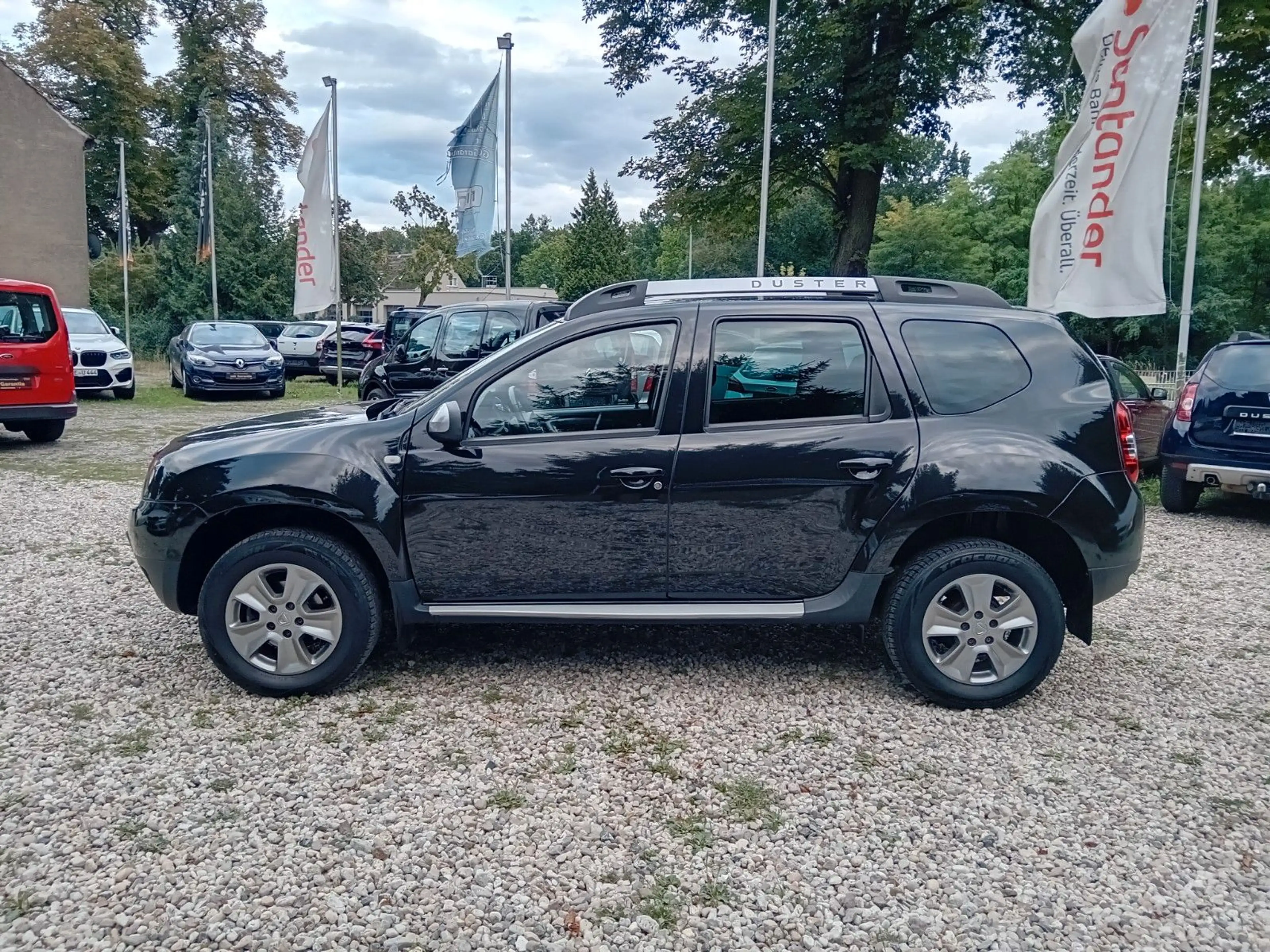 Dacia Duster I Prestige 4x2 * Standheizung * INSP+TÜV neu * Top — photo 8