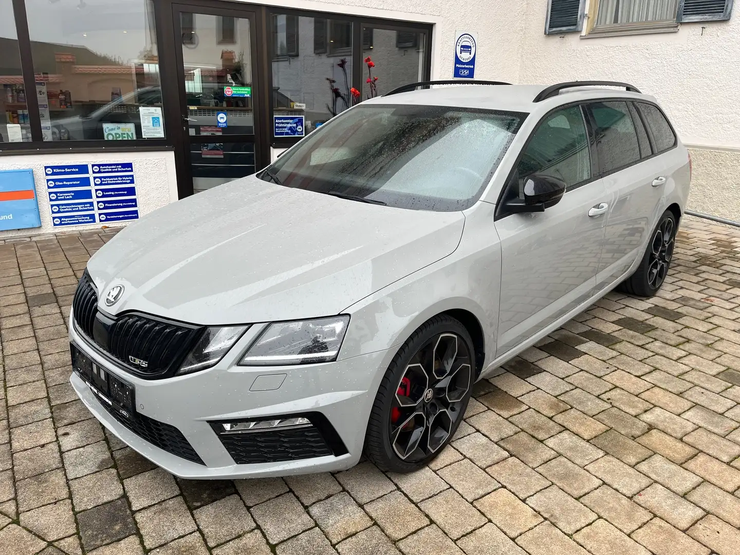 Skoda Octavia RS 245 Grau - 2